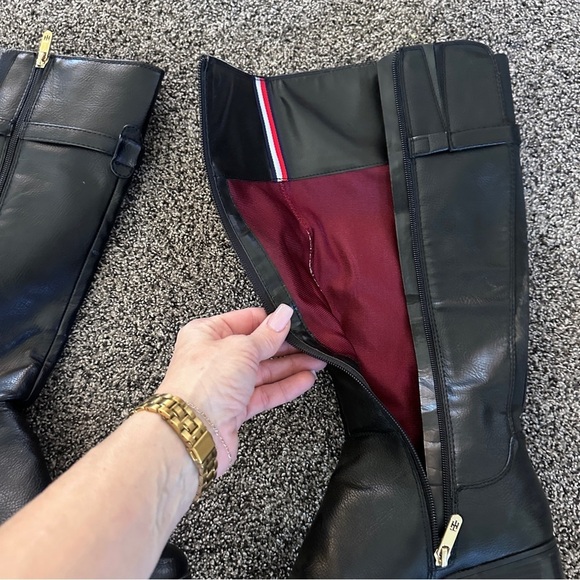 Tommy Hilfiger Black Leather Riding Boots, Gold Accents, Size 9M, Elegant Style - Picture 2 of 16